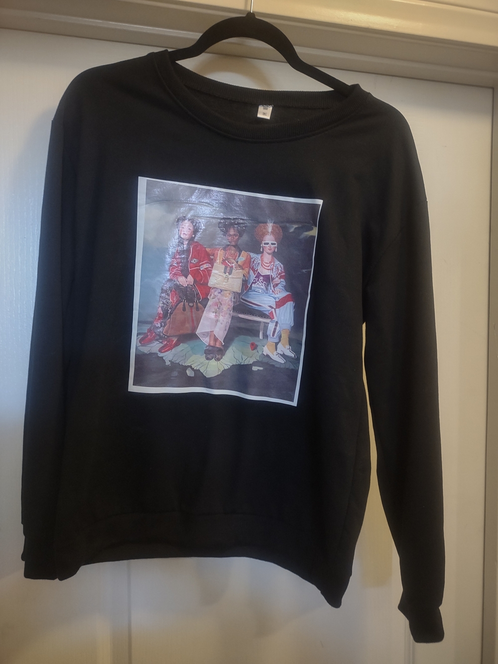 Black Graphic Crewneck Sweatshirt - Women